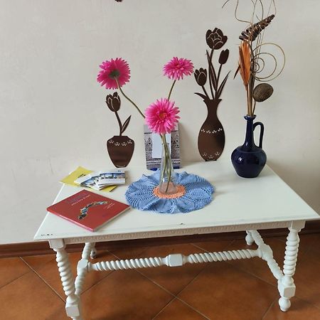 Appartement Divino à Villa Viani Extérieur photo