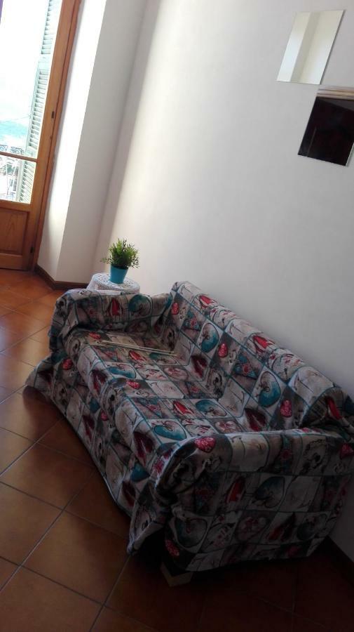 Appartement Divino à Villa Viani Extérieur photo